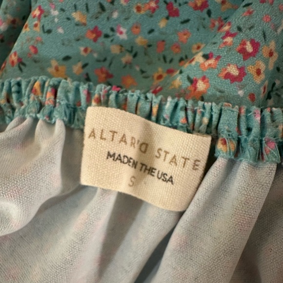 Dress - Picture 2 of 2